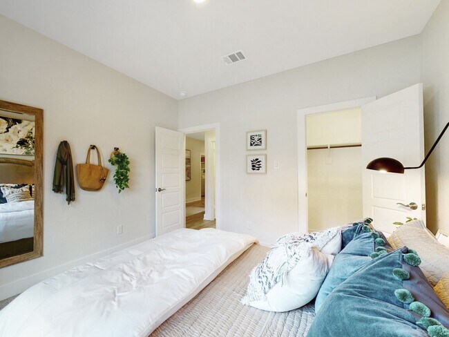 Building Photo - 17735 Sapphire