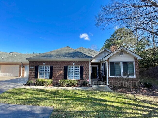 Primary Photo - 8409 Olde Troon Dr