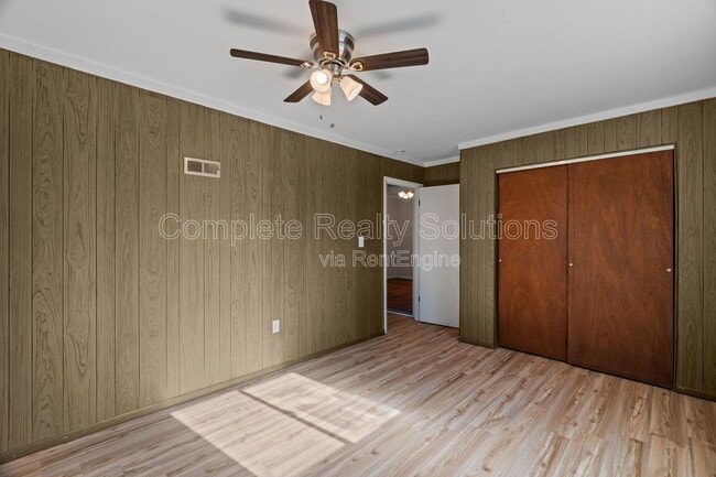 Building Photo - 3007 Hilleman Ave