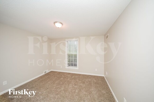 Building Photo - 7270 Stamford Dr