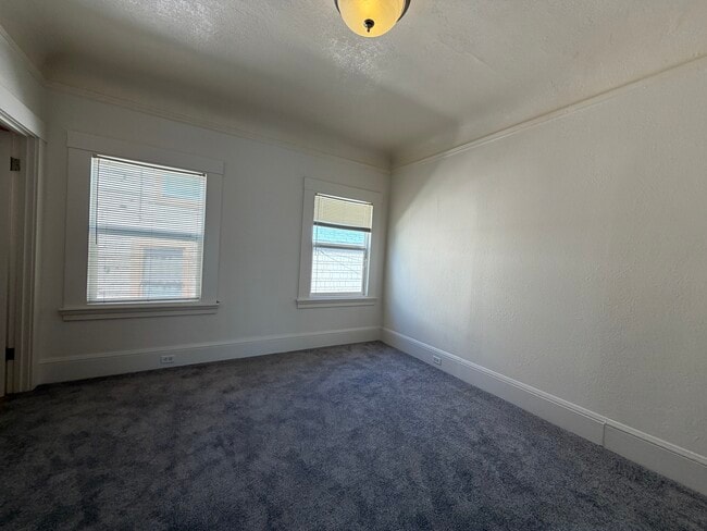 Building Photo - 1759 85th Ave