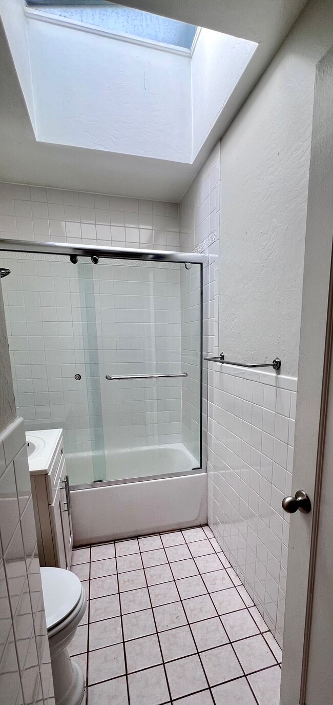 Bathroom - 1482 Innes Avenue