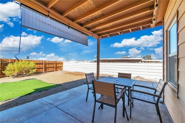 Building Photo - 235 Zinc St