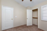 Building Photo - 5440 Red Sun Dr
