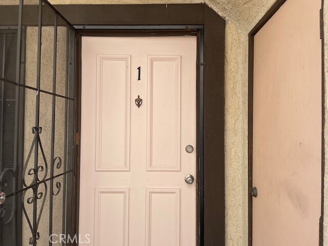 Building Photo - 14817 Sylvan St