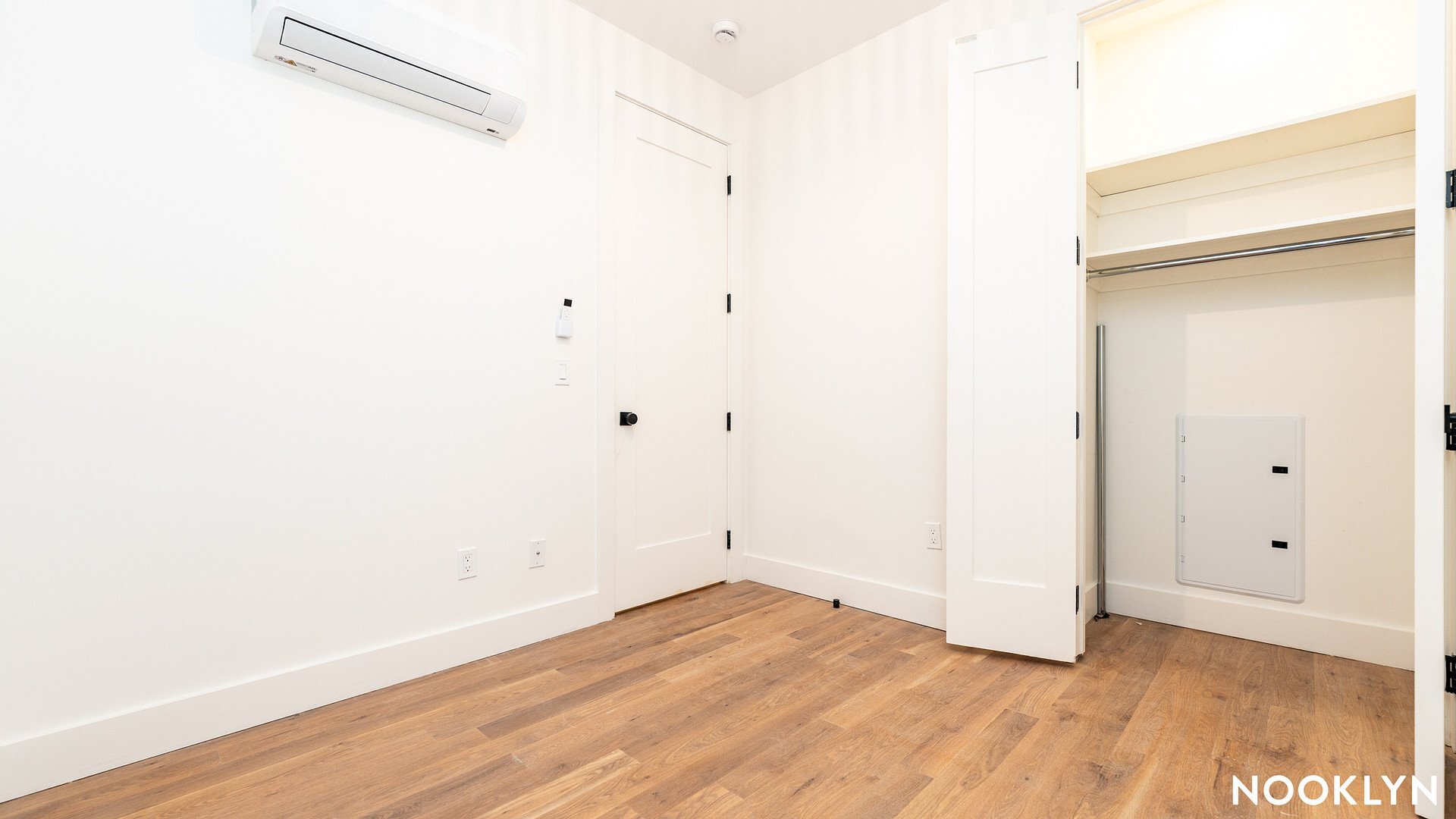 Building Photo - 43 Kingston Ave