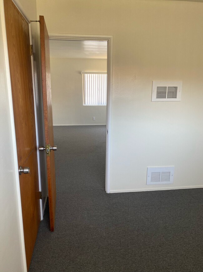 Building Photo - 2924 W El Segundo Blvd
