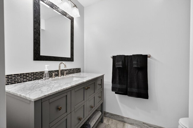 Building Photo - 368 Brackenwood Cir