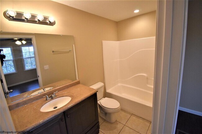 Building Photo - 321 Marlowe Cir