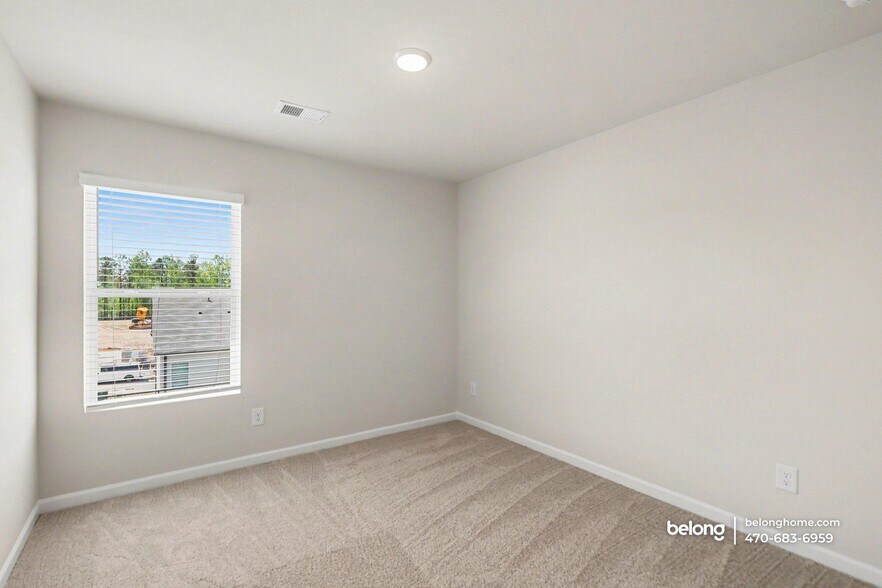 Building Photo - 6386 Sundowner Pl