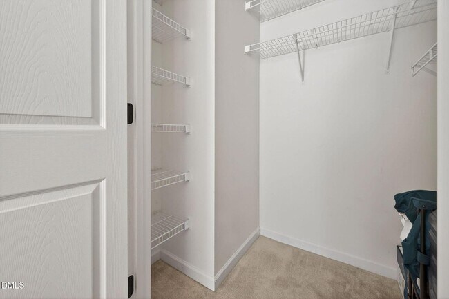 Building Photo - 2400 Huntscroft Ln