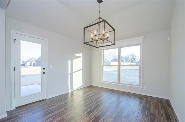 Building Photo - 4 bedroom home in Brighton Village