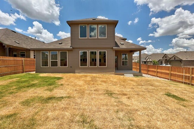 Building Photo - 1500 Sibley Wy