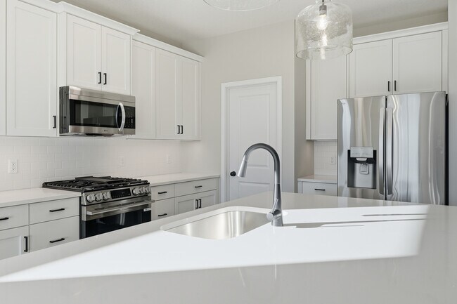 Building Photo - 10965 37th St N