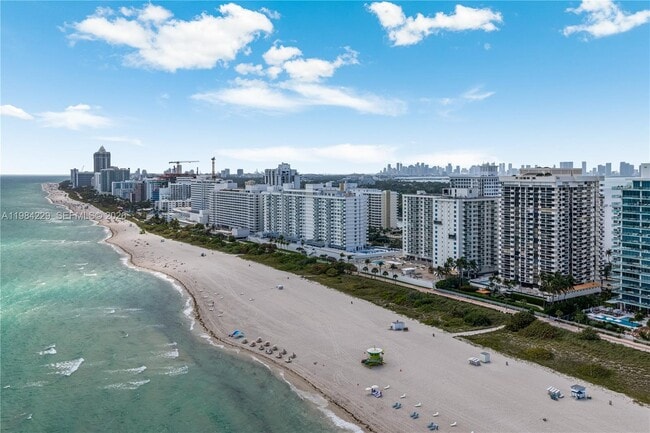 Building Photo - 5757 Collins Ave