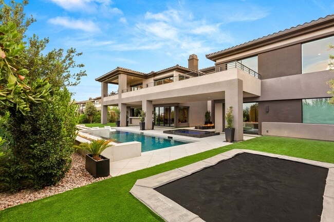 Building Photo - 11142 San Terrazo Pl