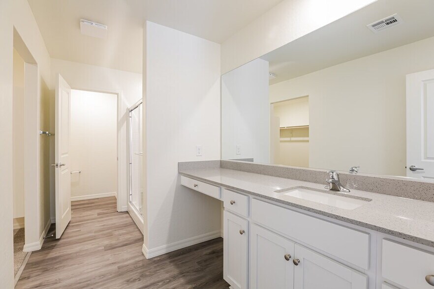 Building Photo - 1701 Desert Path Ave