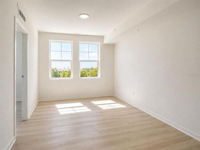 Building Photo - 5587 Millennia Park Dr