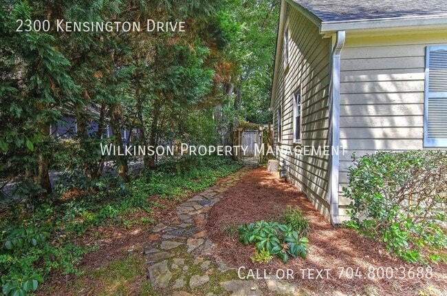 Building Photo - 2300 Kensington Dr