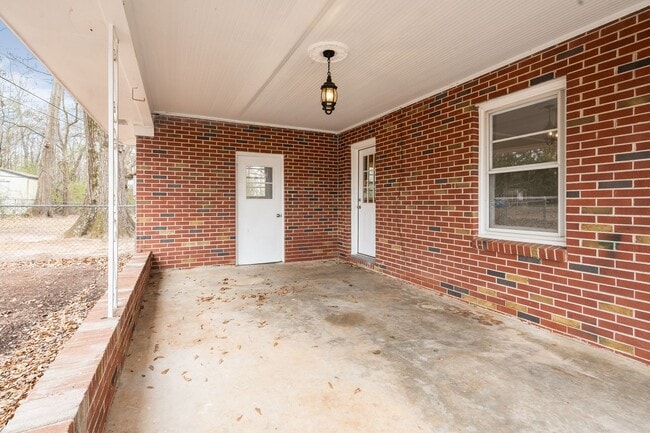 Building Photo - Beautiful 3BD Home in Clemson! Available Now