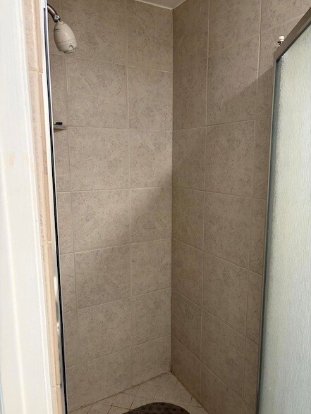 Building Photo - 48939 Eisenhower Dr