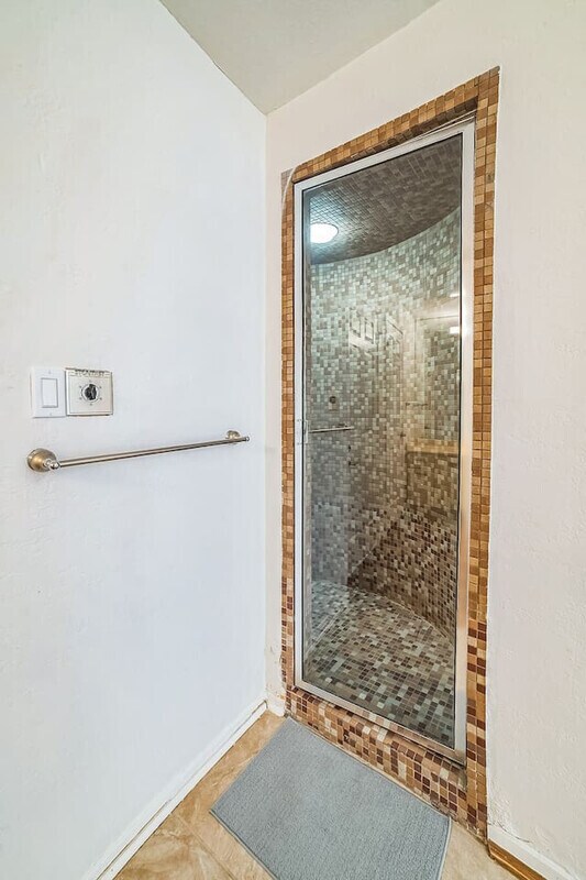 Building Photo - 1 Crystal Springs Ct