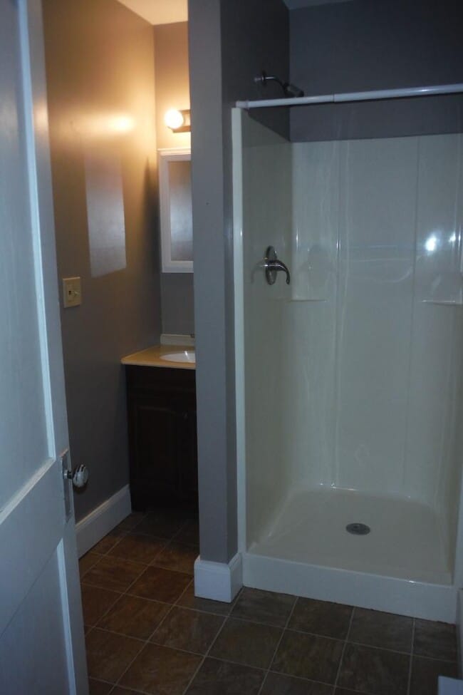 Building Photo - 197 Spring St