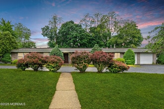 Building Photo - 606 Deal Rd