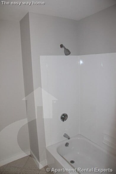 Building Photo - 632 Massachusetts Ave