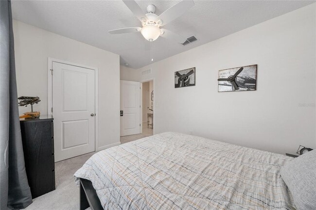 Building Photo - 145 Silver Maple Bend