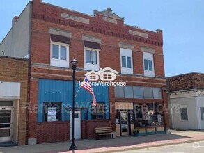 Building Photo - 1406 Walnut St