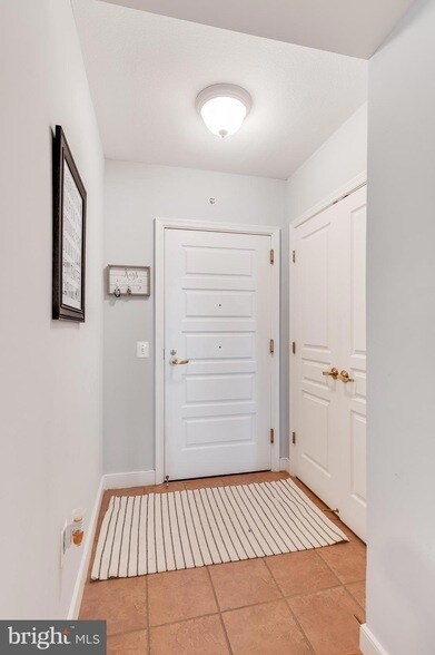 Building Photo - 616 E Street NW Unit 321