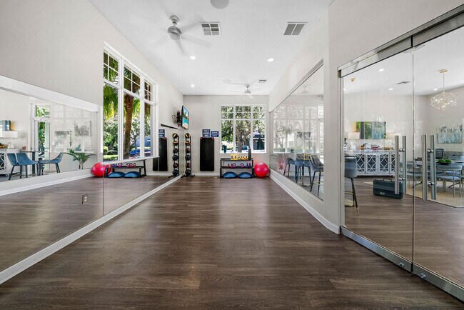 Building Photo - 9763 Magnolia Blossom Dr