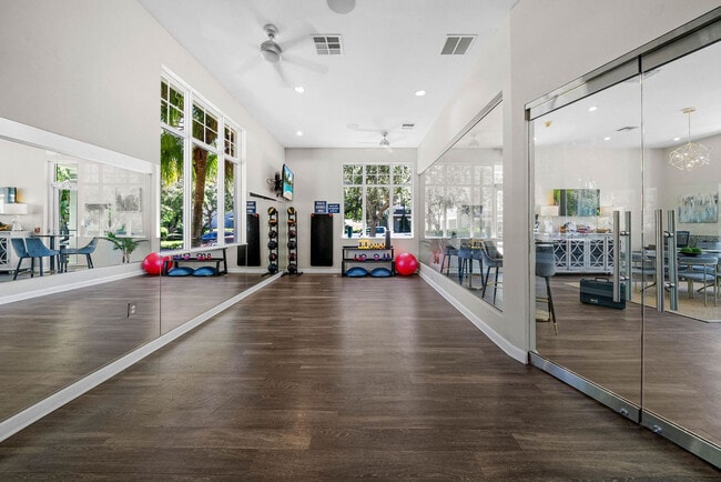 Building Photo - 9781 Magnolia Blossom Dr