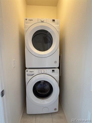 Building Photo - 5407 Zephyr Ct