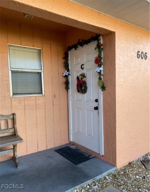 Building Photo - 606 SE 6th St