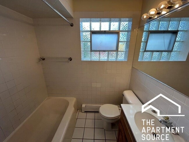 Building Photo - 1535 Bonnie Brae Pl