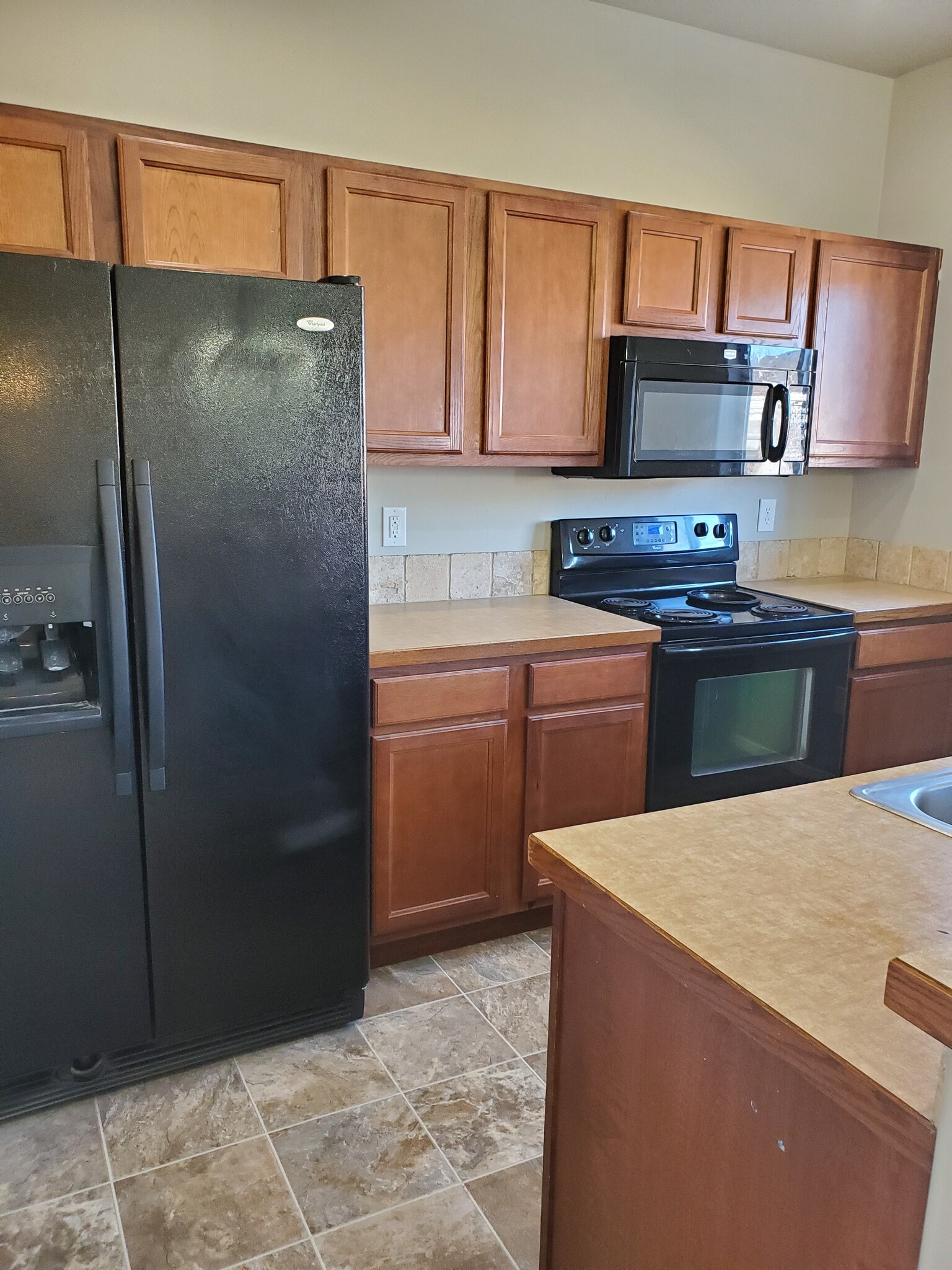 Kitchen - 776 Parkwood Dr