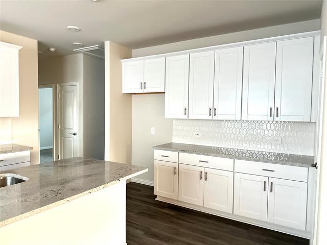 Building Photo - 205 Travine Dr