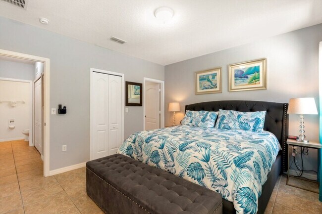 Building Photo - 1157 Cypress Pointe Blvd