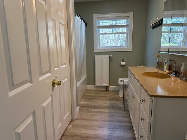 Building Photo - Newly Built! Spacious 4BR 2 Bath House
