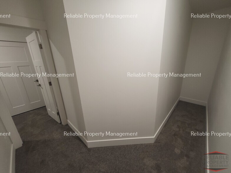 Building Photo - 341 Eliza Joy Ln