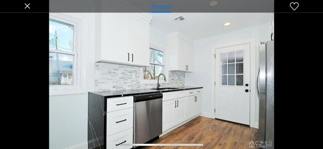 Building Photo - 24 Prescott St