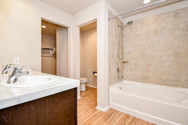 Building Photo - 22931 Berthoud Trl
