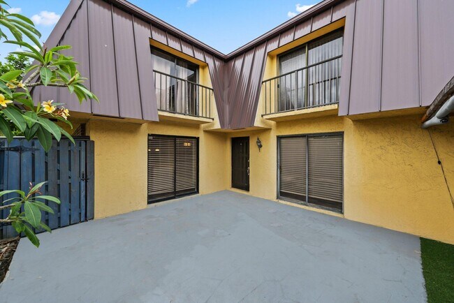 Building Photo - 3665 Silver Lace Ln