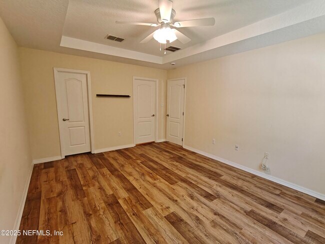 Building Photo - 223 Osprey Marsh Ln