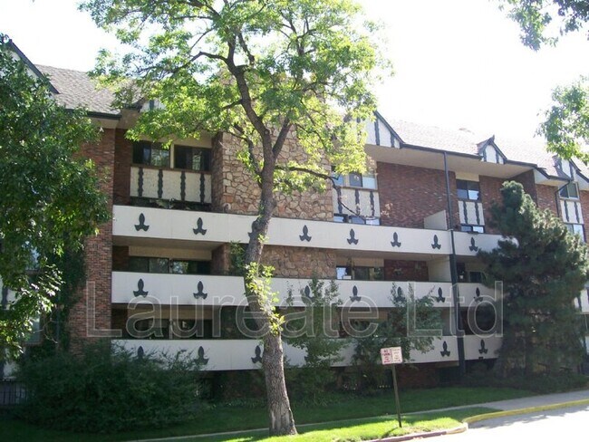 Primary Photo - 1260 York St