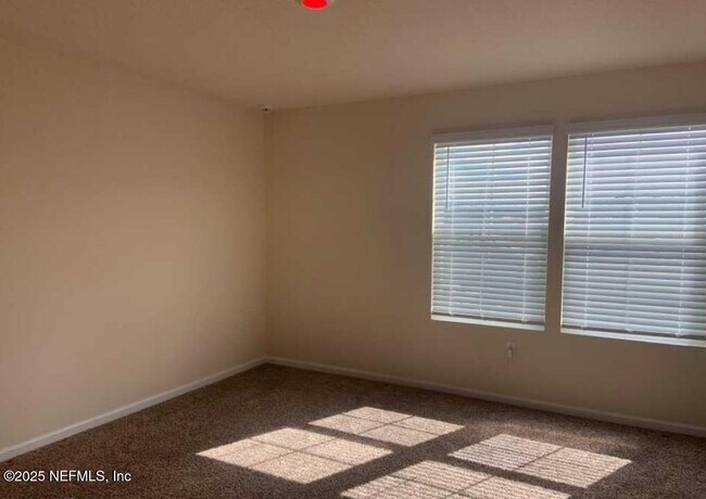 Building Photo - 15747 Equine Gait Dr