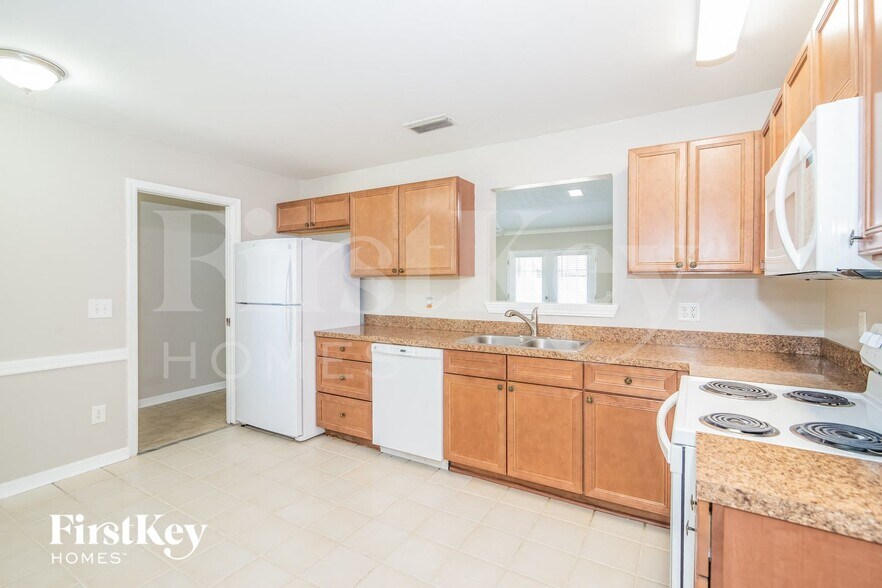Building Photo - 1746 Cinnamon Dr