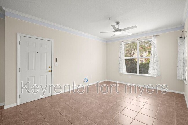 Building Photo - 11511 Villa Grand